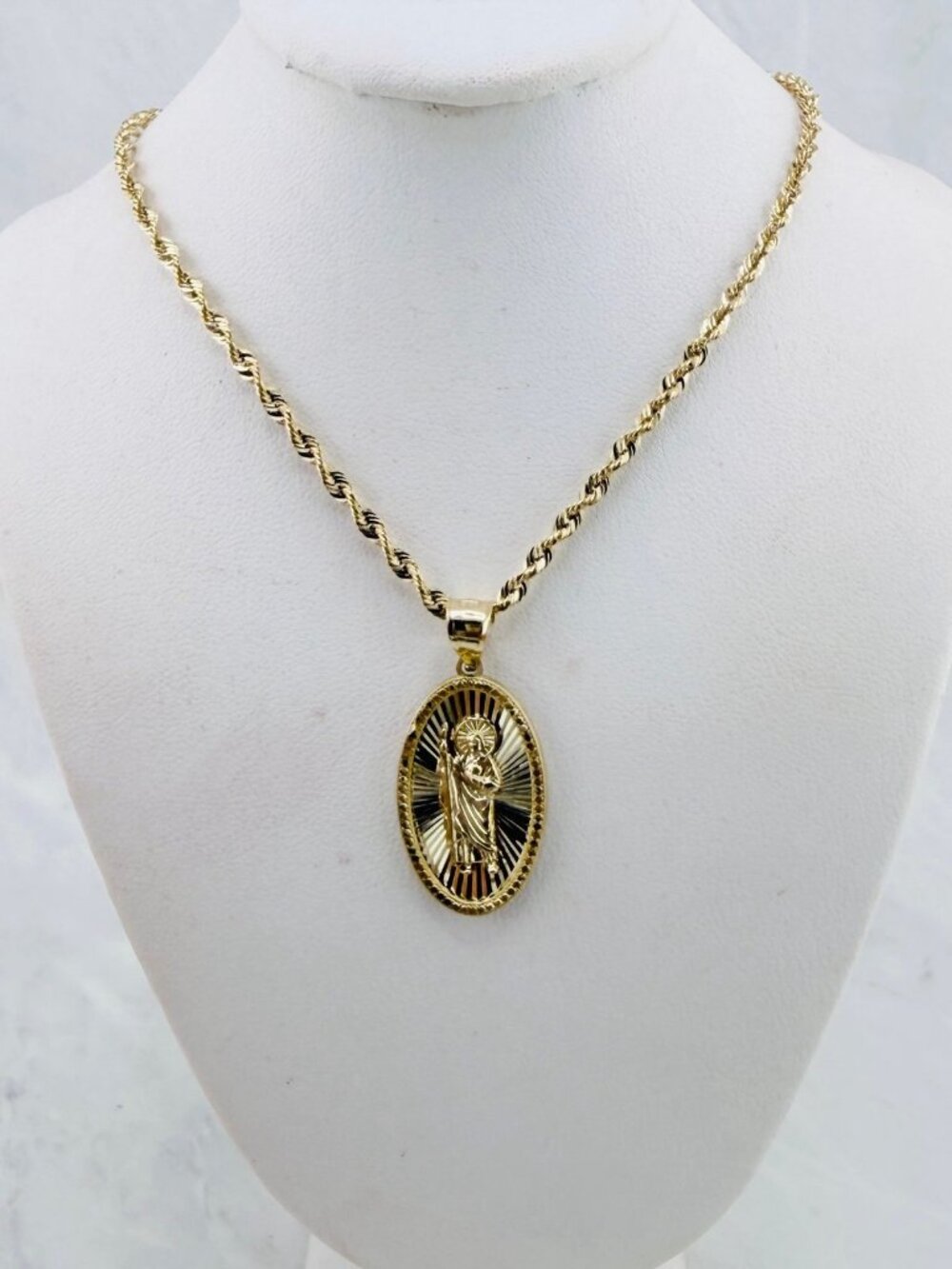 10K Gold Rope Chain with St. Jude Pendant - Dije Cadena San Judas